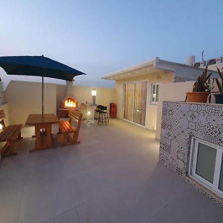B&S Accommodation Penthouse 602 Hal Ghaxiak Exterior foto